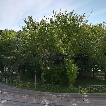 בית הארחה Venice Amazing House מרגרה