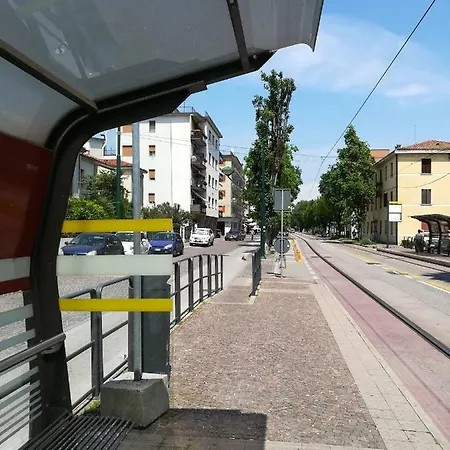 Venice Primavera בית הארחה 2*