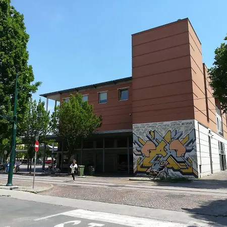 Gasthuis Venice Amazing House 2*